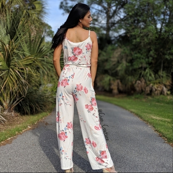 Ivory Floral Jumpsuit with Pockets, Size S, NWT - Picture 2 of 4